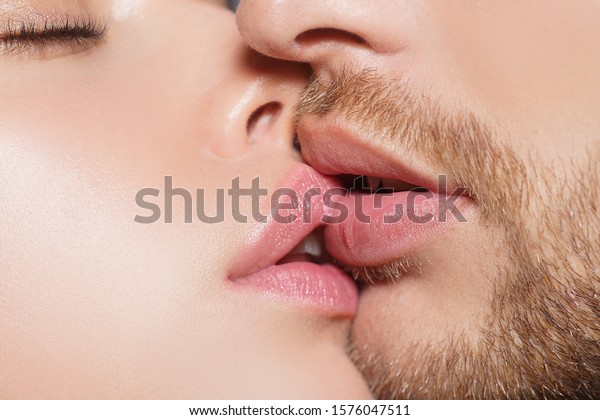 kiss