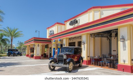 Imagenes Fotos De Stock Y Vectores Sobre Burgers And Craft Beer