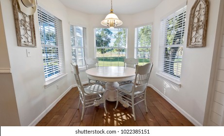 kitchen breakfast table