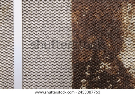 Kitchen hood filter trap, with half oil wax dirty and clean
