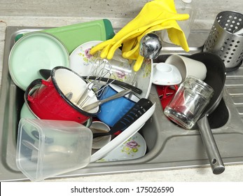 Kitchen Sink Full Of Dirty Kitchenware