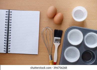 Notebook for Baking Recipes