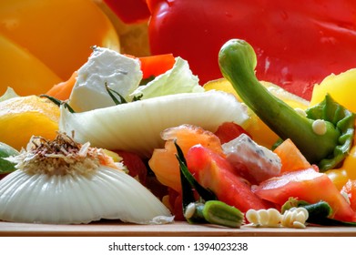 kitchens of sundries, 
kolorowy kuchenny bałagan
 - Shutterstock ID 1394023238