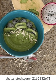 Kiwi Spinach Oatmeal Dragon Fruit Vegan Protein Bowl