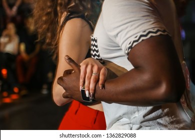 Kizomba Dancing On The Party