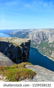 Kjeragbolten In Norge