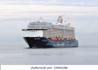 Tui Cruises Images Stock Photos Vectors Shutterstock