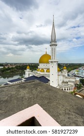 KLANG, SELANGOR, MALAYSIA, FEBRUARY 10 2017 : Panoramic Klang town from mosque (Masjid Bandar Diraja Klang) on cloudy daylight