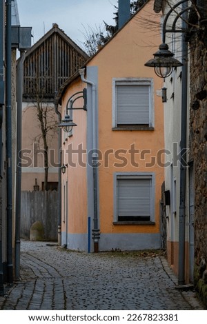 Similar – schmale Gasse führt zu einem Kirchengebäude