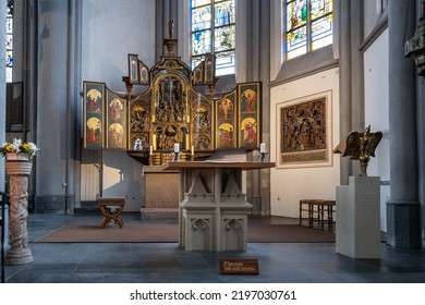 Kleve, Germany - 2022-08-07: Interior View Of Collegiate Church With The Altar 