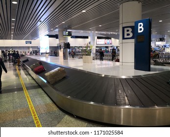 KLIA SEPANG, MALAYSIA - SEPTEMBER 3, 218: Interior View Of Kuala Lumpur International Airport (KLIA) Building. KLIA Is One Of The Major Airports In South East Asia.