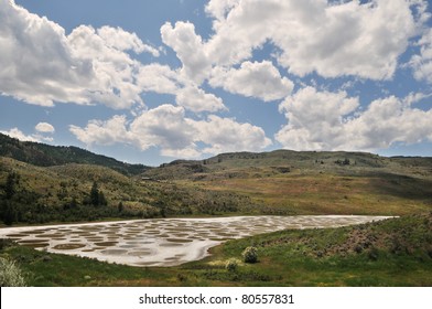 Klikuk, The Spotted Lake