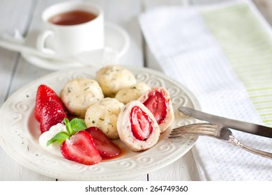 Knedliki - Cottage Cheese Fruit Dumplings - Czech Cuisine