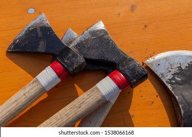 Knife And Ax Throwing Contest Italy