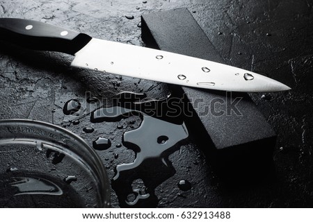 Knife sharpening with whetstone sharpener