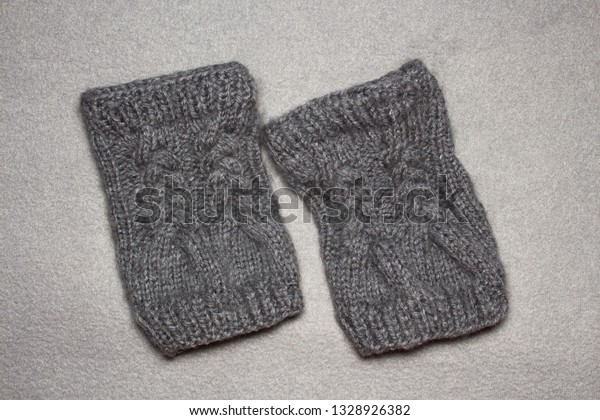 women's mittens with fingers