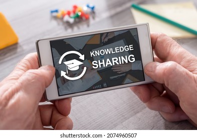 Knowledge sharing concept on mobile phone