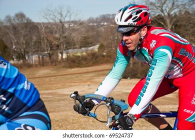 KNOXVILLE - JANUARY 22: Cyclists From Various Teams Compete During The Knoxiecross Cyclocross Series, January 22, 2011, Victor Ashe Park, Knoxville, Tennessee.