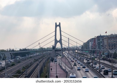 İzmit, Kocaeli Turkey - 14 Apr 2019: Turgut Özal Overpass, One Of The Symbols Of İzmit. Traffic On The D-100 Istanbul Izmit Highway