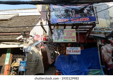 Koh Phi Phi, Krabi, Thailand - February 17, 2021: Shops And Entertainment Business On Phi Phi Island Remains Lonely. The Number Of Foreign Tourists Decreased Following The Outbreak Of COVID-19.