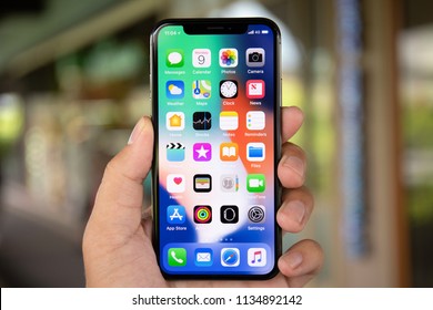 7,440 Iphone Home Screen Images, Stock Photos & Vectors | Shutterstock