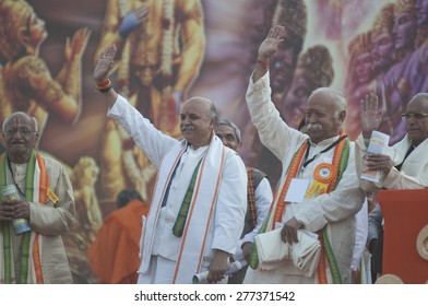 KOLKATA - DECEMBER 20:Praveen Togadia And Mohan Bhagwat Together During The Golden Jubilee Celebration Of VHP -a Hindu Nationalist Organization On December 20, 2014 In Kolkata, India.