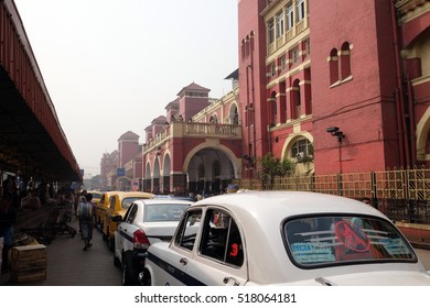 KOLKATA, INDIA - FEBRUARY 10: Taxis outside Howrah Railway Station in morning rush hour, Howrah, Kolkata, India on February 10, 2016.