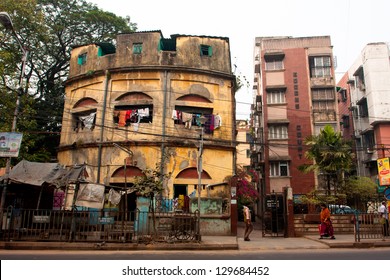 1,322 Kolkata Old House Images, Stock Photos & Vectors 