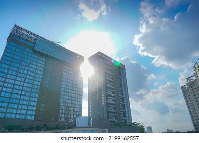 Kolkata, West Bengal, India - 20th July 2019 : Kolkata Cityscape , Modern Architecture Of Buildings, Blue Sky And White Clouds In Background.