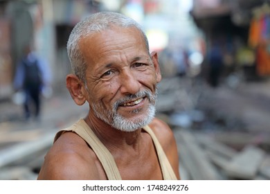 Kolkata , West Bengal , India Months Of September 2019 :asian Senior Oldman Look At The Camera