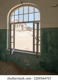 Kolmanskop - Abandoned Town In Namibia