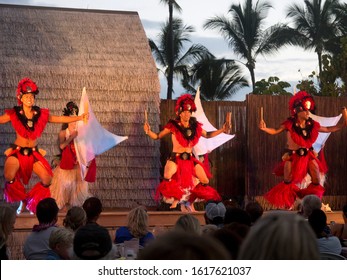 KONA, HAWAII - JULY 3, 2019: Traditional Island Breeze Luau On The Big Island Of Hawaii, Showcasing Polynesian Culture, Music, Dance