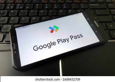 KONSKIE, POLAND - December 21, 2019: Google Play Pass Platform Logo Displayed On Mobile Phone