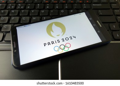 KONSKIE, POLAND - December 21, 2019: 2024 Summer Olympics Logo Displayed On Mobile Phone