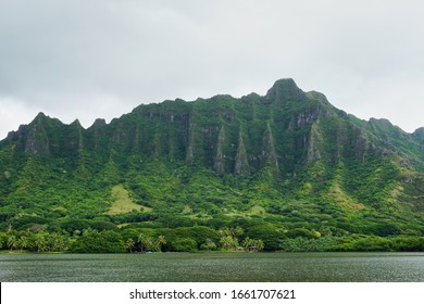 Ko'olau Mountain Range on Oahu Hawaii