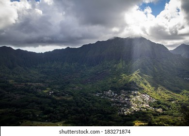 Koolau Mountains on the windward side of Oahu