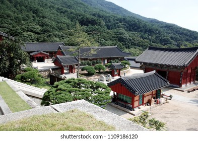 Korea, Jeollanam-do, Hwaeomsa