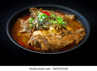 Korean Food Pork Rib Hangover Soup Which Is Called Ppyeodagwihaejang-gug