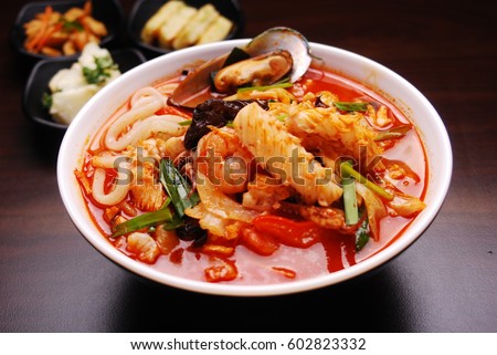 Korean Food - Spicy seafood noodle