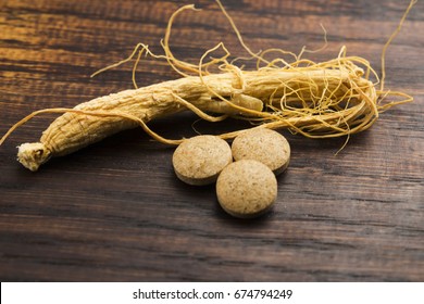 Korean Ginseng. Root And Pills