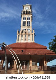 Kota Bharu, Kelantan, Malaysia. 31st October 2021. Clock Tower In The Heart Of Town As An Tourist Attraction In Kelantan State Which Is Very Rich In Cultural And Heritage. 