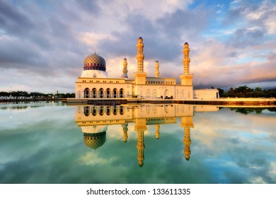 Kota Kinabalu City Floating Mosque