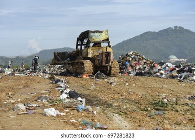 Kota Kinabalu Malaysia 09 July 2017 Stock Photo 697281823 | Shutterstock