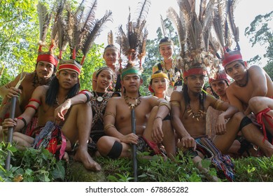 Kota Kinabalu Malaysia - Mar 3, 2014 : Sabah Multiethnic  Native Wearing Traditional Costume At Mari Mari Cultural Village.Unique Culture And Tradition Is Among Tourist Attraction In Sabah.