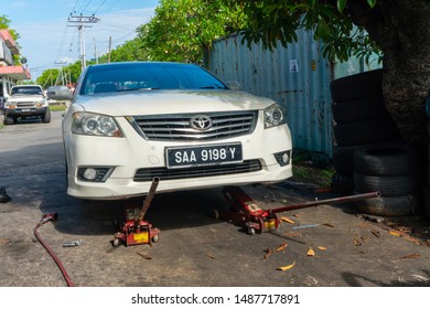 Kota Kinabalu, Sabah, Malaysia-March 25, 2019 : A Family Car At Car Workshop Doing A General Maintenance And General Service At Kota Kinabalu, Sabah, Malaysia 