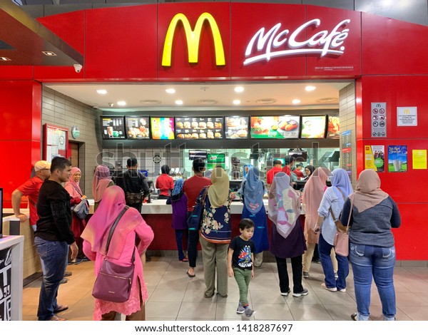 Kota Kinabalusabahmalaysiajune 32019 Mcdonalds Cafe People Stock Photo Edit Now 1418287697