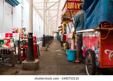 Kota Tua, Jakarta, Indonesia 2016: Food Street Stall In Kota Tua Jakarta