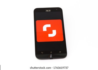 Kouvola, Finland - 23 January 2020: Shutterstock app logo on the screen of smartphone Asus