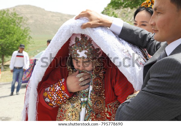 turkmenistan women