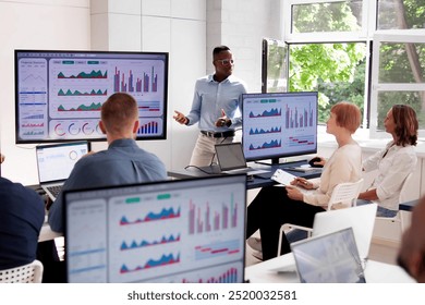 KPI Dashboard Graph Presentation In Classroom. Business Training